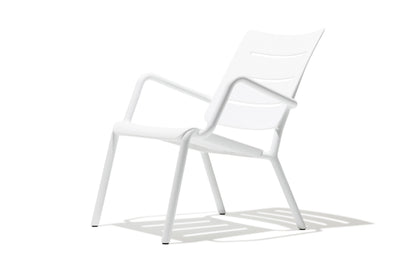Outo Outdoor Lounge Chair